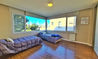 Casa 4  amb   escritorio c/ Pisicina Climatizada - Rumenco