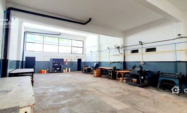 Exc. Galpon con posibilidad de Ampliar a Mts. de Edison