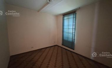 Casa de 5 ambientes ideal 2 familias.