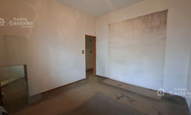 Casa de 5 ambientes ideal 2 familias.