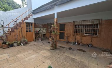 Casa de 5 ambientes ideal 2 familias.