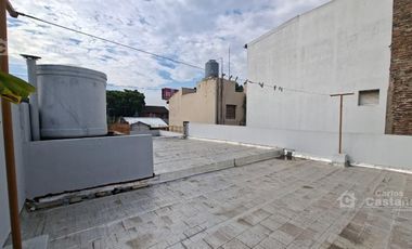 Casa de 5 ambientes ideal 2 familias.