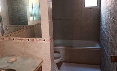 Casa en  ALQUILER EN EL PARAISO COUNTRY CLUB HIPICO & GOLF