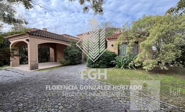 Casa en  venta Barrio Santa Catalina Villanueva