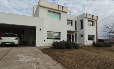 Casa en La Cascada Country Golf