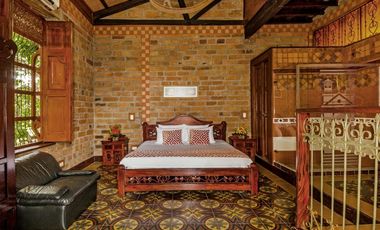 Hotel En Venta, Santa Fe De Antioquia, Antioquia, Colombia