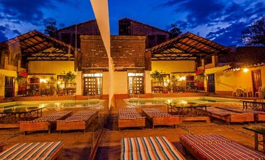 Hotel En Venta, Santa Fe De Antioquia, Antioquia, Colombia