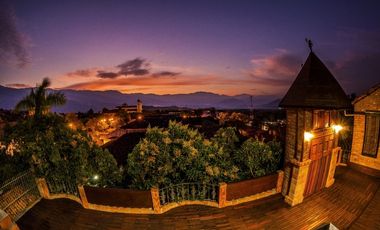 Hotel En Venta, Santa Fe De Antioquia, Antioquia, Colombia