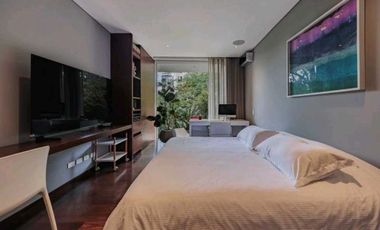 VENTA DE APARTAESTUDIO CON TERRAZA  EN EL POBLADO, SECTOR LAS LOMAS.