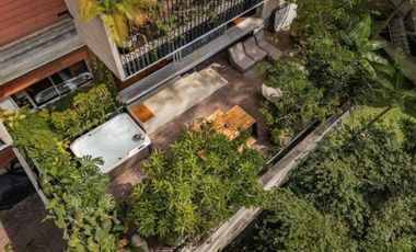 VENTA DE APARTAESTUDIO CON TERRAZA  EN EL POBLADO, SECTOR LAS LOMAS.