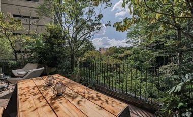 VENTA DE APARTAESTUDIO CON TERRAZA  EN EL POBLADO, SECTOR LAS LOMAS.