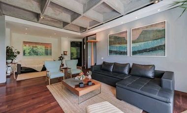 VENTA DE APARTAESTUDIO CON TERRAZA  EN EL POBLADO, SECTOR LAS LOMAS.