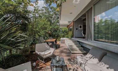 VENTA DE APARTAESTUDIO CON TERRAZA  EN EL POBLADO, SECTOR LAS LOMAS.