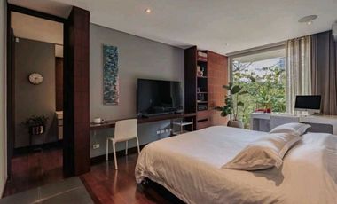 VENTA DE APARTAESTUDIO CON TERRAZA  EN EL POBLADO, SECTOR LAS LOMAS.