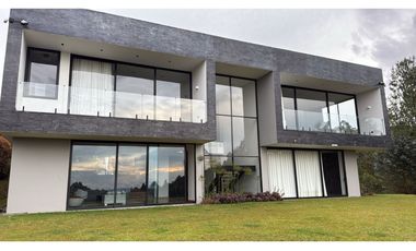Casa Finca de Lujo con Domótica y Naturaleza Total
