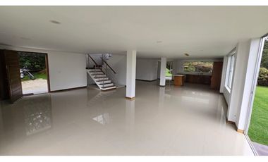 Casa Campestre de Alto Nivel en El Escobero – Envigado JCR