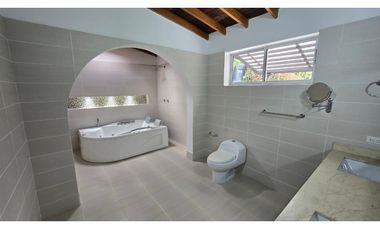 Casa Campestre de Alto Nivel en El Escobero – Envigado JCR