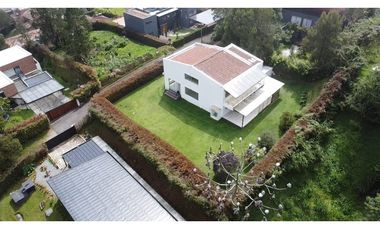 Casa Campestre de Alto Nivel en El Escobero – Envigado JCR
