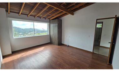 Casa Campestre de Alto Nivel en El Escobero – Envigado JCR