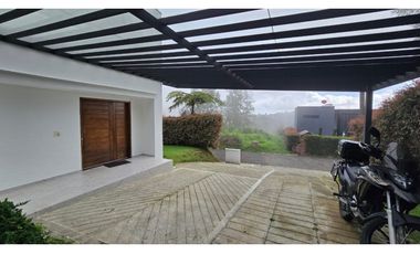 Casa Campestre de Alto Nivel en El Escobero – Envigado JCR