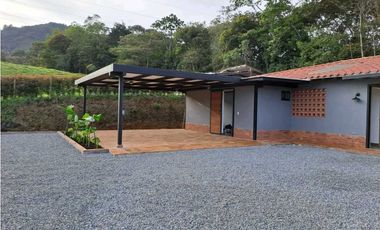 Alquiler  Casa finca vía la Ceja San Antonio sector DL 8255418