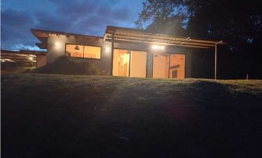 Alquiler  Casa finca vía la Ceja San Antonio sector DL 8255418