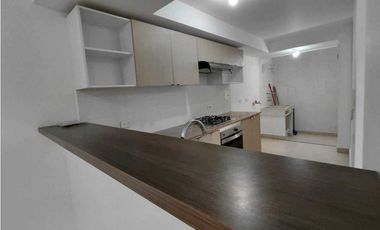 SE VENDE CASA ESQUINERA EN CIUDAD COUNTRY JAMUND