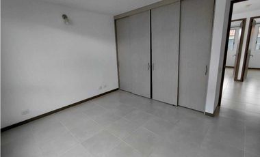 SE VENDE CASA ESQUINERA EN CIUDAD COUNTRY JAMUND