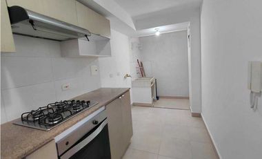 SE VENDE CASA ESQUINERA EN CIUDAD COUNTRY JAMUND