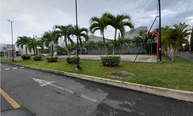 SE VENDE CASA ESQUINERA EN CIUDAD COUNTRY JAMUND