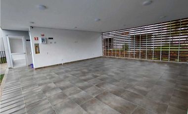 SE VENDE CASA ESQUINERA EN CIUDAD COUNTRY JAMUND