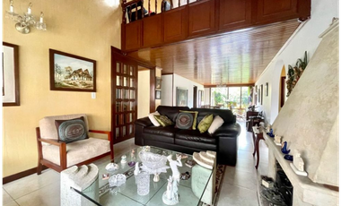 ARRENDAMOS CASA EN COLINA