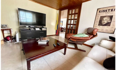 ARRENDAMOS CASA EN COLINA