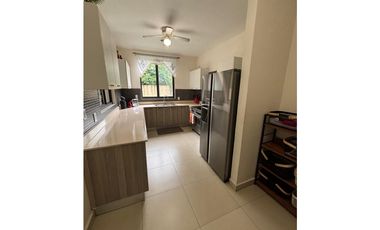 CASA EN VENTA RIVER VALLEY PANAMA PACIFICO