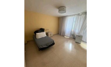 Se vende o Alquila apto en.Edf Ritz