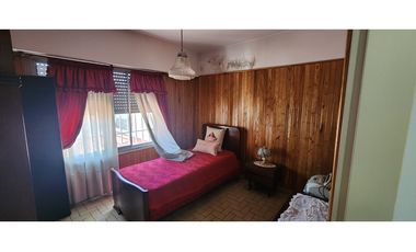 Roma 3083 entre Lima y Asunción, Isidro Casanova