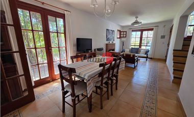 Dúplex en Venta - Zona Dúplex - Excelente Estado - Ambientes Comodos