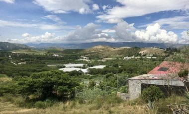 Venta terreno GUAYLLABAMBA, 2.000m2 construya la casa con vista a las montañas