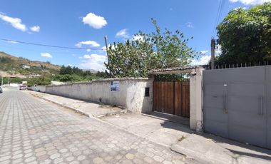 Venta terreno Guayllabamba 5.000m2, plano y junto al zoológico