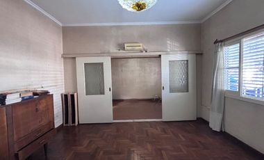 Casa PH en venta en Lanus Este