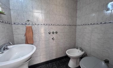 Casa PH en alquiler en Lanus Este