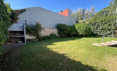 Casa en venta frente al parque en San Rafael