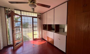 Casa en venta frente al parque en San Rafael