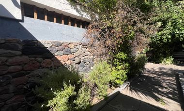 Casa en venta frente al parque en San Rafael
