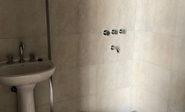 Venta-departamento en planta Pb-Maipu-