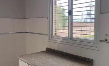 Venta-departamento en planta Pb-Maipu-