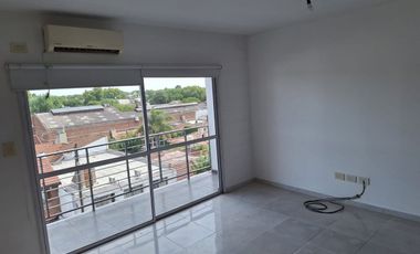 Departamento 2 ambientes en Alquiler en Banfield
