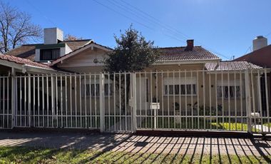VENTA CASA 5 AMB  EN BARRIO CORIMAYO