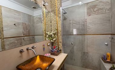 VENTA CASA 5 AMB  EN BARRIO CORIMAYO