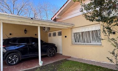 VENTA CASA 5 AMB  EN BARRIO CORIMAYO